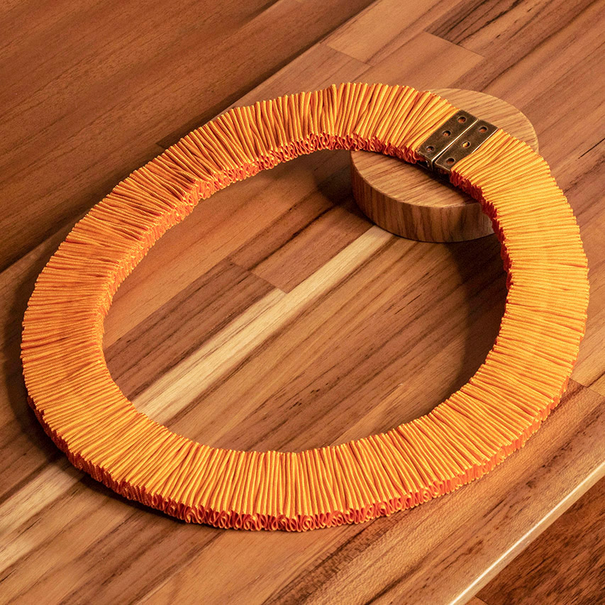 casa pitanga - fita de moca - collana passaros spesso - arancione rosso verde fluo rosa 02