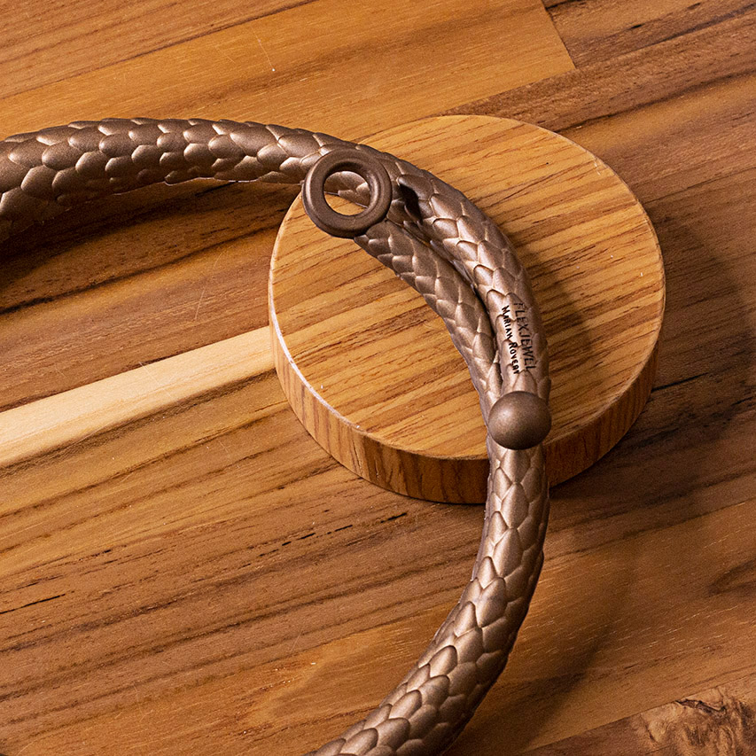 casa pitanga - mariah rovery flex jewel - collana serpente - oro 04
