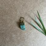 Stone pendant 1 (Emerald stone)