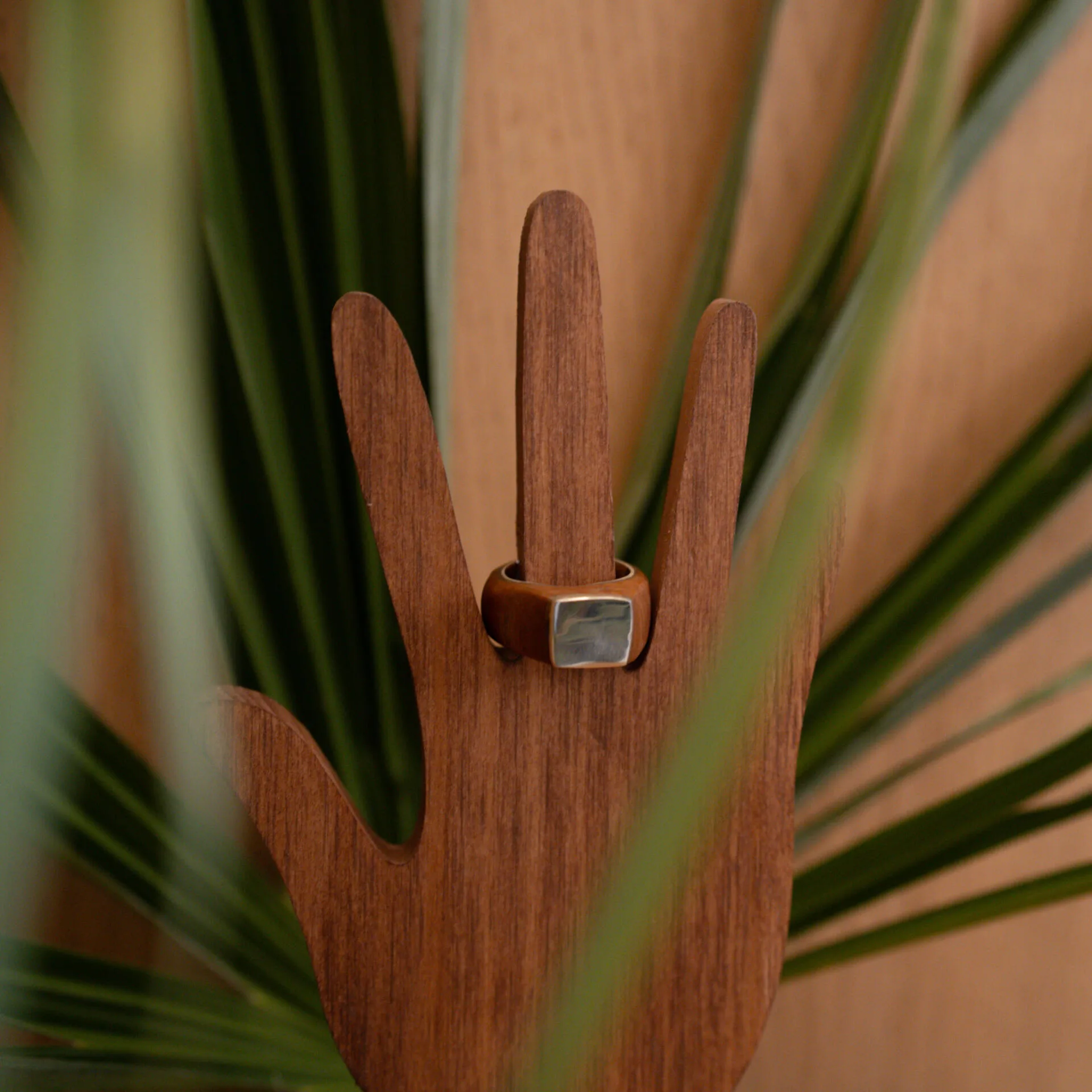 Anello Quadrado