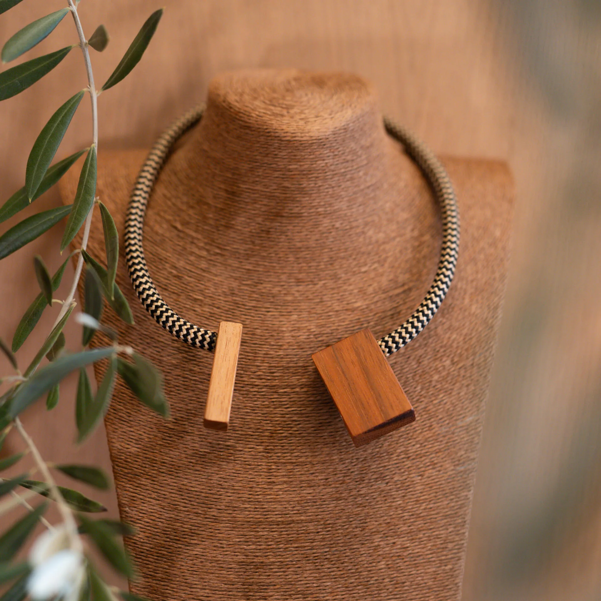 Collana Alba (Jatobá e Tauari)