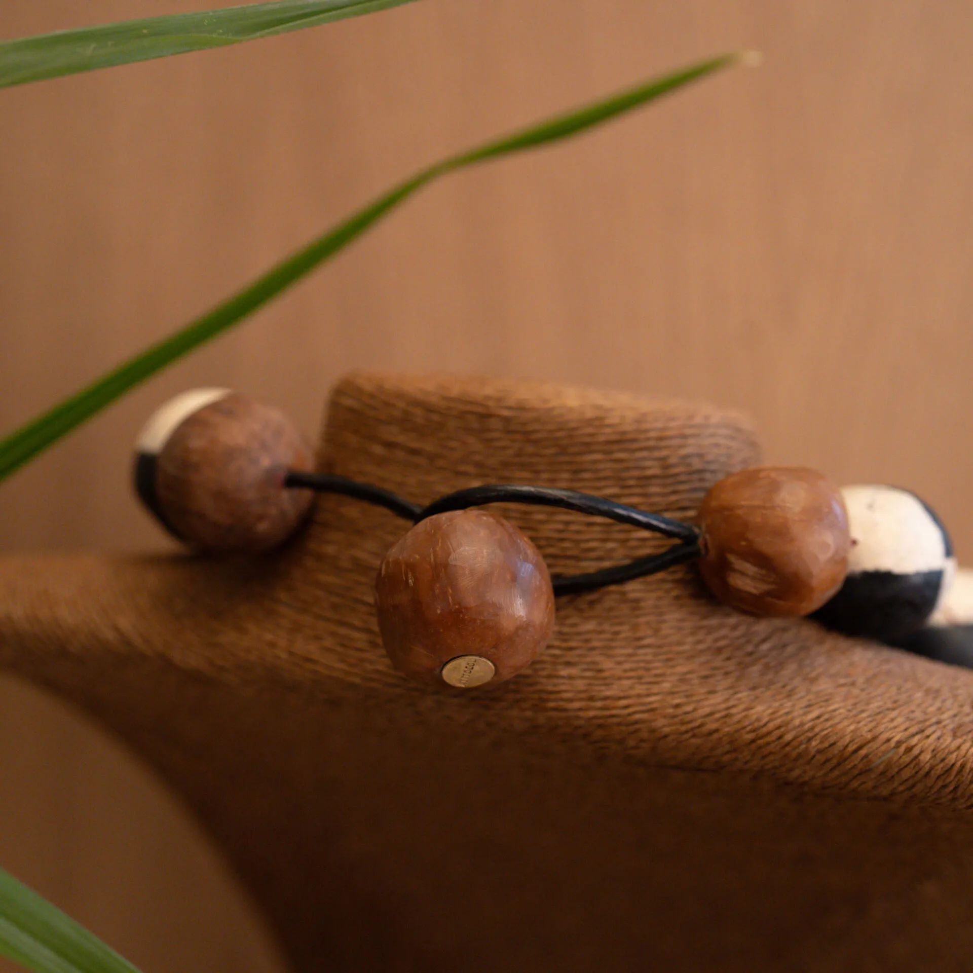 Collana Ritmo bianco e nero